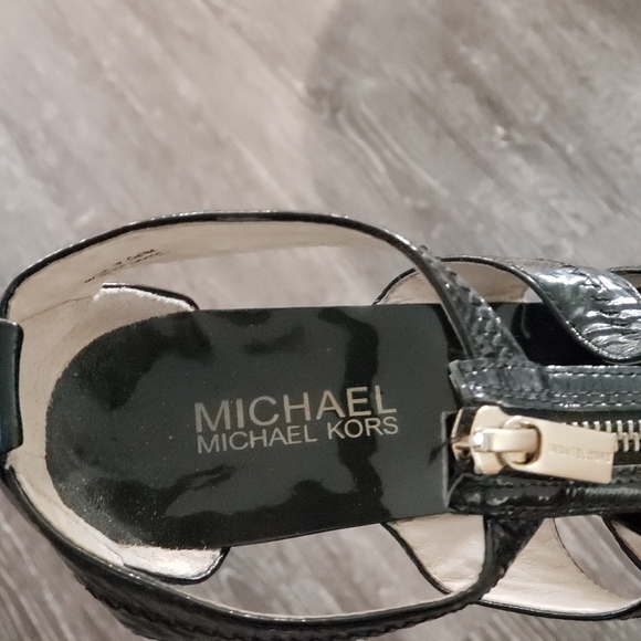 EUC Michael Kors Heels - Picture 4 of 9